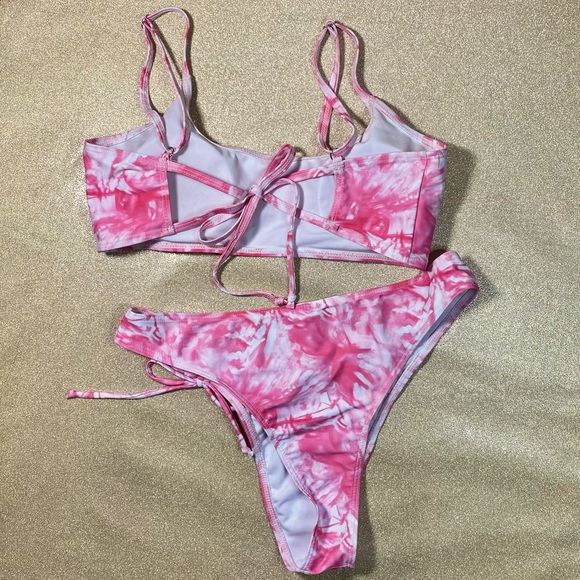 Shein high side cut bikini! - Picture 5 of 10